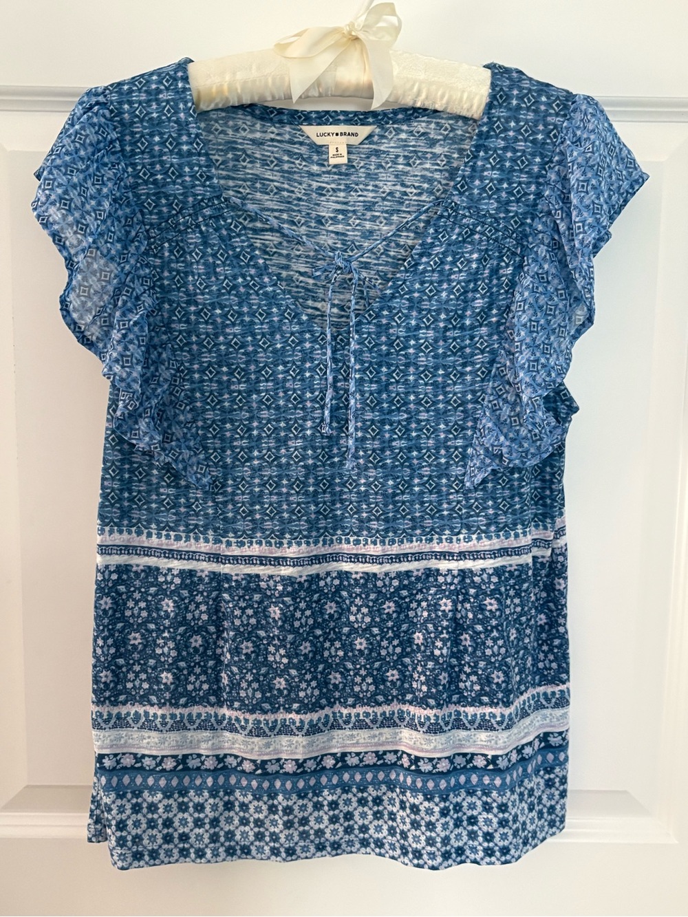 Lucky Brand Blue Printed Peasant Flutter-Sleeve Tie-Front Top